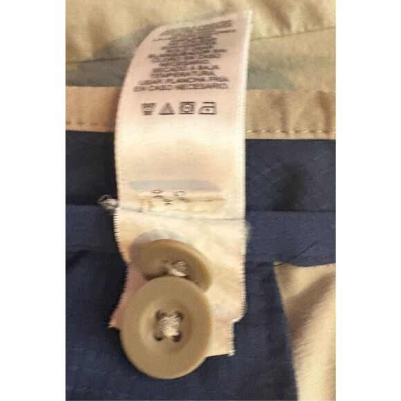 Vineyard Vines on the go performance khaki pants size 36x30 - Picture 11 of 11